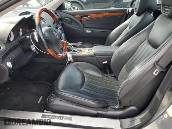 ✅ 2011 Mercedes-Benz SL 550 • VIN: WDBSK7BA8BF165603 • Lot: 55096435. Listed on Copart with 103,736 mi. Free auction sales archive from the USA and detailed vehicle history report at DreamBid. Image 7.