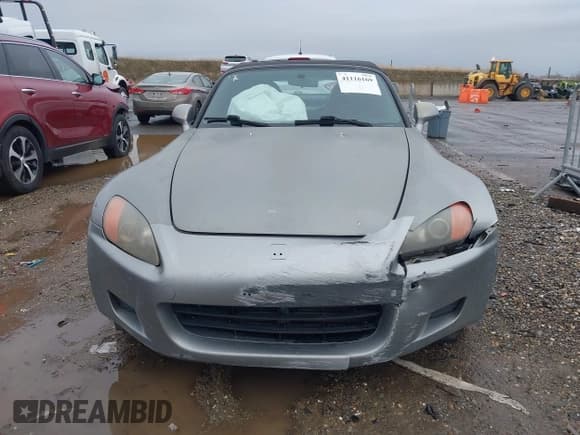 ✅ 2003 Honda S2000 • VIN: JHMAP11423T004401 • Lot: 41116169. Wystawiony na IAAI z przebiegiem 165 408 mil. Bezpłatny archiwum sprzedaży aukcyjnych z USA i szczegółowy raport historii pojazdu na DreamBid. Zdjęcie 12.