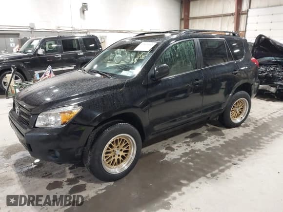 ✅ 2008 Toyota RAV4 • VIN: JTMBD35V485151859 • Lot: 43419553. Listed on IAAI with 298,461 mi. Free auction sales archive from the USA and detailed vehicle history report at DreamBid. Image 2.