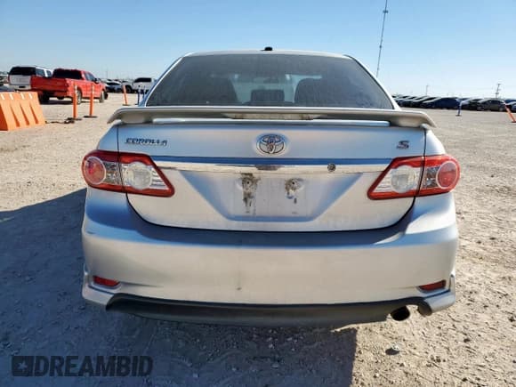 ✅ 2011 Toyota Corolla S • VIN: 2T1BU4EE1BC609289 • Лот: 91915125. Опубликован ранее на Copart с пробегом 216 067 миль. Бесплатный доступ к архиву аукционных продаж из США и подробный отчёт об истории автомобиля на DreamBid. Изображение 6.