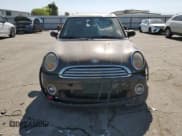 ✅ 2008 MINI Clubman • VIN: WMWML33508TJ46178 • Lot: 68038465. Listed on Copart with 162,812 mi. Free auction sales archive from the USA and detailed vehicle history report at DreamBid. Image 5.