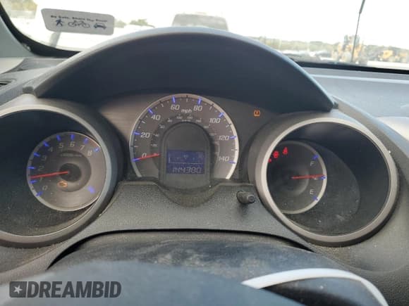 ✅ 2009 Honda Fit • VIN: JHMGE88249C006849 • Lot: 82606745. Listed on Copart with 144,380 mi. Free auction sales archive from the USA and detailed vehicle history report at DreamBid. Image 9.