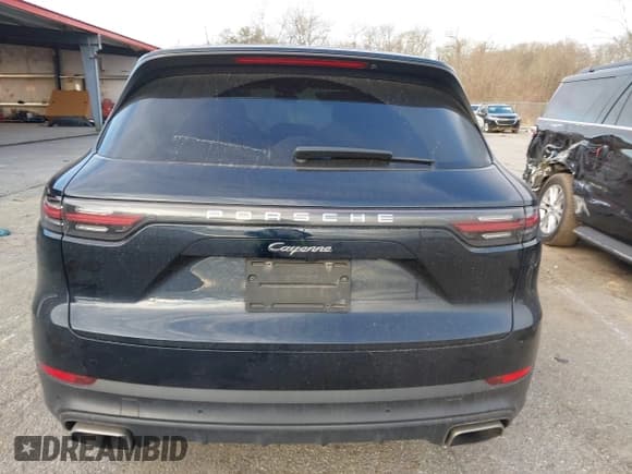 ✅ 2019 Porsche Cayenne • VIN: WP1AA2AY8KDA06172 • Lot: 41690111. Wystawiony na IAAI z przebiegiem 80 843 mil. Bezpłatny archiwum sprzedaży aukcyjnych z USA i szczegółowy raport historii pojazdu na DreamBid. Zdjęcie 16.