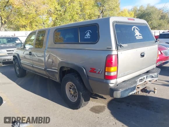 ✅ 2000 Chevrolet Silverado 1500 LS • VIN: 2GCEK19T9Y1166410 • Лот: 43582432. Опубликован ранее на IAAI с пробегом Не указан. Бесплатный доступ к архиву аукционных продаж из США и подробный отчёт об истории автомобиля на DreamBid. Изображение 3.
