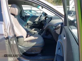 ✅ 2016 Hyundai Santa Fe • VIN: 5XYZUDLA1GG313280 • Лот: 43119583. Опубликован ранее на IAAI с пробегом 78 203 миль. Бесплатный доступ к архиву аукционных продаж из США и подробный отчёт об истории автомобиля на DreamBid. Изображение 5.