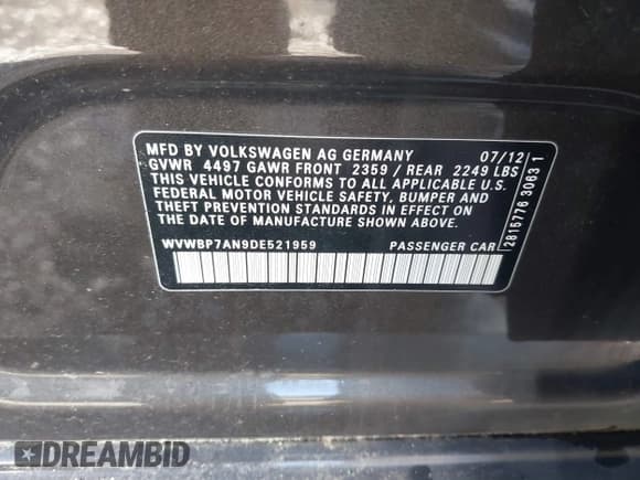 ✅ 2013 Volkswagen CC R-Line • VIN: WVWBP7AN9DE521959 • Lot: 43852733. Wystawiony na IAAI z przebiegiem 120 573 mil. Bezpłatny archiwum sprzedaży aukcyjnych z USA i szczegółowy raport historii pojazdu na DreamBid. Zdjęcie 9.