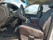 ✅ 2004 Dodge 2500 ST • VIN: 3D7KA28D84G159140 • Lot: 60584795. Wystawiony na Copart z przebiegiem 242 612 mil. Bezpłatny archiwum sprzedaży aukcyjnych z USA i szczegółowy raport historii pojazdu na DreamBid. Zdjęcie 7.