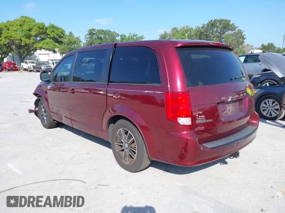 ✅ 2017 Dodge Grand Caravan SE • VIN: 2C4RDGBG3HR648996 • Lot: 39329230. Wystawiony na IAAI z przebiegiem 108 260 mil. Bezpłatny archiwum sprzedaży aukcyjnych z USA i szczegółowy raport historii pojazdu na DreamBid. Zdjęcie 3.