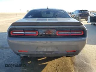 ✅ 2019 Dodge Challenger SXT • VIN: 2C3CDZAG4KH596184 • Lot: 45104194. Wystawiony na Copart z przebiegiem 36 425 mil. Bezpłatny archiwum sprzedaży aukcyjnych z USA i szczegółowy raport historii pojazdu na DreamBid. Zdjęcie 6.