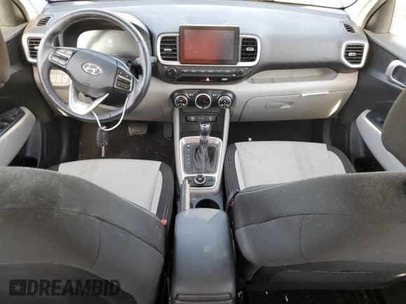 2023 Hyundai Venue SEL с VIN KMHRC8A37PU268693, выставлен на аукционе Copart как лот 67836274 с пробегом 5 174 миль миль и Чистый • Clean title. История ставок и продаж доступна на DreamBid. Изображение 8.