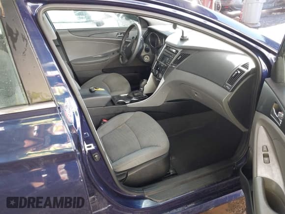 ✅ 2014 Hyundai Sonata GLS • VIN: 5NPEB4AC3EH914642 • Lot: 43434139. Listed on IAAI with 108,700 mi. Free auction sales archive from the USA and detailed vehicle history report at DreamBid. Image 5.