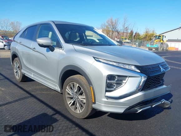 ✅ 2024 Mitsubishi Eclipse Cross SE • VIN: JA4ATWAA4RZ022625 • Лот: 43540341. Опубликован ранее на IAAI с пробегом 28 549 миль. Бесплатный доступ к архиву аукционных продаж из США и подробный отчёт об истории автомобиля на DreamBid. Изображение 1.