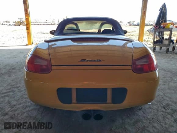✅ 2001 Porsche Boxster • VIN: WP0CA29881S620468 • Лот: 96069885. Опубликован ранее на Copart с пробегом 128 411 миль. Бесплатный доступ к архиву аукционных продаж из США и подробный отчёт об истории автомобиля на DreamBid. Изображение 6.