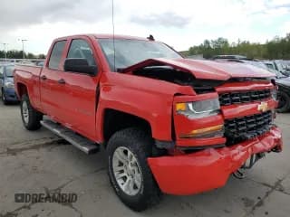✅ 2019 Chevrolet Silverado 1500 Custom • VIN: 2GCVKMEC8K1207348 • Lot: 68854584. Wystawiony na Copart z przebiegiem 51 069 mil. Bezpłatny archiwum sprzedaży aukcyjnych z USA i szczegółowy raport historii pojazdu na DreamBid. Zdjęcie 4.
