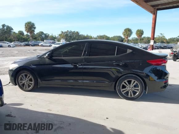 ✅ 2017 Hyundai Elantra Value Edition • VIN: 5NPD84LF4HH196587 • Lot: 43687534. Listed on IAAI with 100,061 mi. Free auction sales archive from the USA and detailed vehicle history report at DreamBid. Image 15.