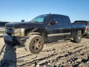 ✅ 2008 Chevrolet Silverado 1500 2LT • VIN: 2GCEC19J881276747 • Lot: 72558604. Listed on Copart with 160,695 mi. Free auction sales archive from the USA and detailed vehicle history report at DreamBid. Image 1.