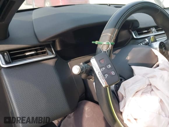 ✅ 2020 Land Rover Range Rover Velar R-Dynamic S • VIN: SALYK2FV8LA243025 • Lot: 42105806. Listed on IAAI with 50,807 mi. Free auction sales archive from the USA and detailed vehicle history report at DreamBid. Image 11.