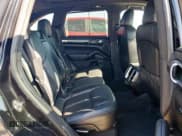 ✅ 2017 Porsche Cayenne S • VIN: WP1AB2A21HLA50148 • Лот: 86157905. Опубликован ранее на Copart с пробегом 122 467 миль. Бесплатный доступ к архиву аукционных продаж из США и подробный отчёт об истории автомобиля на DreamBid. Изображение 11.