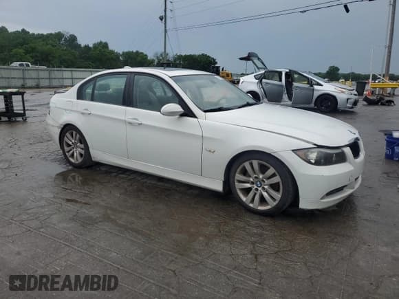 ✅ 2007 BMW 3 Series 328i • VIN: WBAVA335X7KX76319 • Lot: 57342215. Listed on Copart with 176,016 mi. Free auction sales archive from the USA and detailed vehicle history report at DreamBid. Image 4.