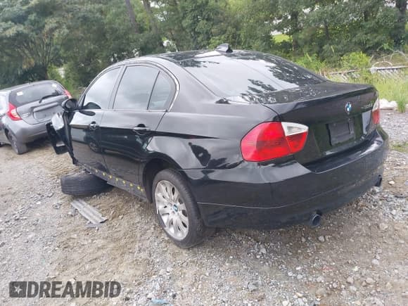 ✅ 2008 BMW 3 Series 335i • VIN: WBAVB77588NH79978 • Лот: 42904915. Опубликован ранее на IAAI с пробегом 246 214 миль. Бесплатный доступ к архиву аукционных продаж из США и подробный отчёт об истории автомобиля на DreamBid. Изображение 3.