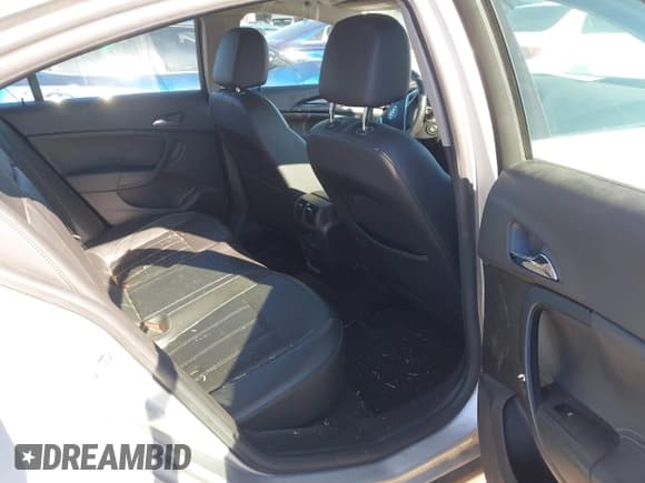 ✅ 2011 Buick Regal CXL RL3 • VIN: W04GR5ECXB1001961 • Lot: 41638527. Listed on IAAI with 162,440 mi. Free auction sales archive from the USA and detailed vehicle history report at DreamBid. Image 8.