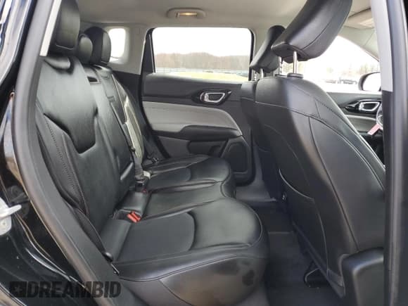 ✅ 2022 Jeep Compass High Altitude • VIN: 3C4NJDCB5NT224544 • Лот: 49368335. Опубликован ранее на Copart с пробегом 18 094 миль. Бесплатный доступ к архиву аукционных продаж из США и подробный отчёт об истории автомобиля на DreamBid. Изображение 11.