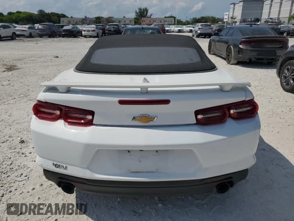 ✅ 2020 Chevrolet Camaro 1LT • VIN: 1G1FB3DX0L0122044 • Lot: 57953485. Listed on Copart with Not provided. Free auction sales archive from the USA and detailed vehicle history report at DreamBid. Image 6.