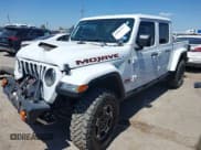 ✅ 2021 Jeep Gladiator Mojave • VIN: 1C6JJTEG6ML621568 • Lot: 43089767. Wystawiony na IAAI z przebiegiem 29 450 mil. Bezpłatny archiwum sprzedaży aukcyjnych z USA i szczegółowy raport historii pojazdu na DreamBid. Zdjęcie 18.