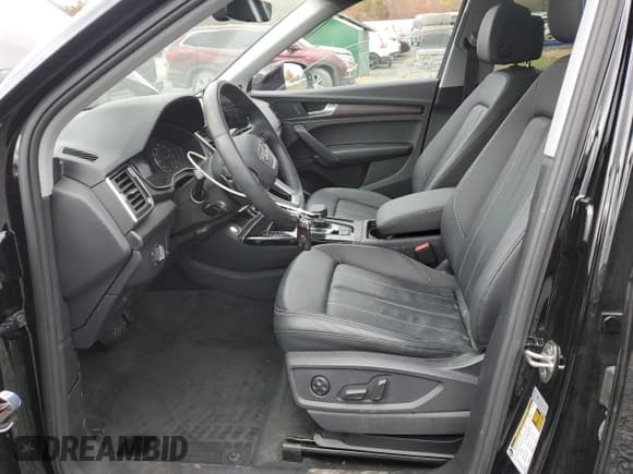 ✅ 2024 Audi Q5 Premium • VIN: WA1ABAFY3R2088765 • Лот: 90124635. Опубликован ранее на Copart с пробегом 30 624 миль. Бесплатный доступ к архиву аукционных продаж из США и подробный отчёт об истории автомобиля на DreamBid. Изображение 7.