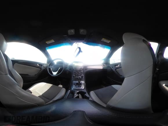 ✅ 2015 Hyundai Genesis Coupe R-Spec • VIN: KMHHU6KJ9FU122269 • Lot: 42146141. Listed on IAAI with 91,352 mi. Free auction sales archive from the USA and detailed vehicle history report at DreamBid. Image 20.