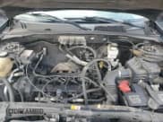 ✅ 2008 Ford Escape XLS • VIN: 1FMCU92Z88KC14960 • Lot: 87274945. Wystawiony na Copart z przebiegiem 166 005 mil. Bezpłatny archiwum sprzedaży aukcyjnych z USA i szczegółowy raport historii pojazdu na DreamBid. Zdjęcie 12.