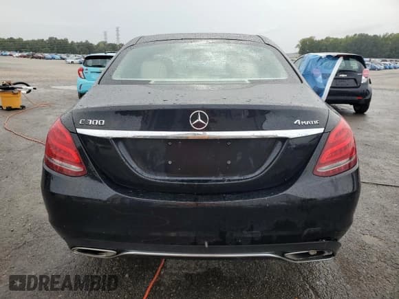 ✅ 2015 Mercedes-Benz C 300 Sport • VIN: 55SWF4KB4FU094939 • Lot: 85131745. Listed on Copart with 61,907 mi. Free auction sales archive from the USA and detailed vehicle history report at DreamBid. Image 6.