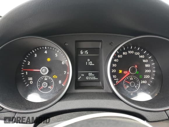 ✅ 2011 Volkswagen Golf • VIN: WVWDA7AJ9BW081384 • Lot: 68368475. Listed on Copart with 165,506 mi. Free auction sales archive from the USA and detailed vehicle history report at DreamBid. Image 9.