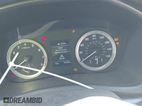 ✅ 2019 Hyundai Sonata SE • VIN: 5NPE24AF5KH761249 • Lot: 43469235. Listed on IAAI with 76,925 mi. Free auction sales archive from the USA and detailed vehicle history report at DreamBid. Image 7.