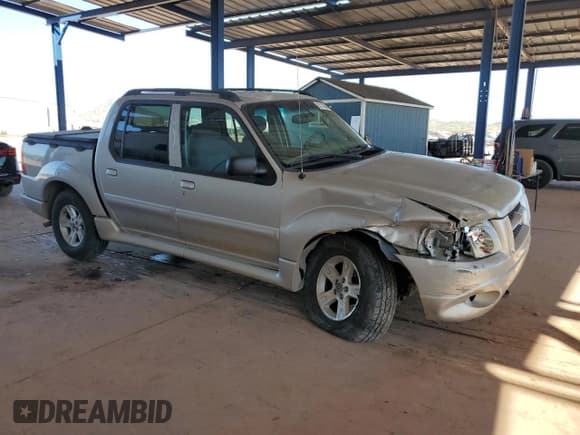 ✅ 2005 Ford Explorer Sport Trac XLS • VIN: 1FMDU77K05UA28706 • Lot: 92113385. Wystawiony na Copart z przebiegiem 225 269 mil. Bezpłatny archiwum sprzedaży aukcyjnych z USA i szczegółowy raport historii pojazdu na DreamBid. Zdjęcie 4.