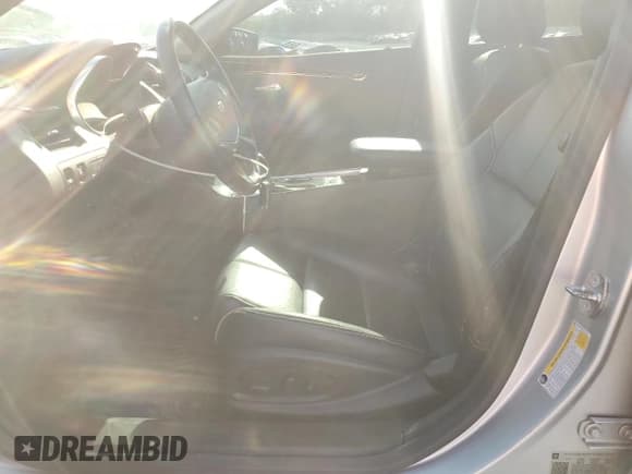 ✅ 2019 Chevrolet Impala Premier • VIN: 2G1105S38K9137164 • Лот: 81705665. Опубликован ранее на Copart с пробегом 51 151 миль. Бесплатный доступ к архиву аукционных продаж из США и подробный отчёт об истории автомобиля на DreamBid. Изображение 7.