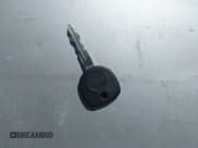 ✅ 2004 Chevrolet Silverado 2500 LT • VIN: 1GCGC23U64F158801 • Lot: 42887314. Wystawiony na IAAI z przebiegiem 124 427 mil. Bezpłatny archiwum sprzedaży aukcyjnych z USA i szczegółowy raport historii pojazdu na DreamBid. Zdjęcie 11.