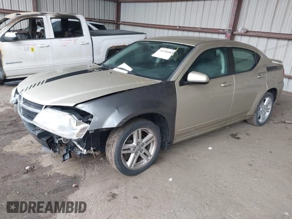 ✅ 2010 Dodge Avenger R/T • VIN: 1B3CC5FB1AN144043 • Лот: 41246084. Опубликован ранее на IAAI с пробегом 161 327 миль. Бесплатный доступ к архиву аукционных продаж из США и подробный отчёт об истории автомобиля на DreamBid. Изображение 2.