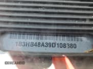 ✅ 2009 Dodge Caliber SXT • VIN: 1B3HB48A39D108380 • Лот: 78023234. Опубликован ранее на Copart с пробегом 173 103 миль. Бесплатный доступ к архиву аукционных продаж из США и подробный отчёт об истории автомобиля на DreamBid. Изображение 12.