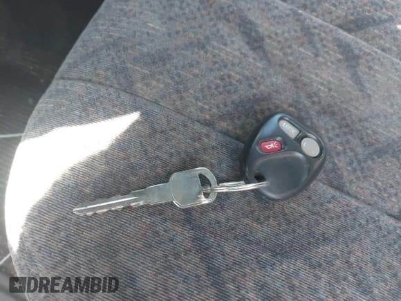 ✅ 2001 Chevrolet S-10 LS • VIN: 1GCDT13W31K155534 • Лот: 43455823. Опубликован ранее на IAAI с пробегом 282 026 миль. Бесплатный доступ к архиву аукционных продаж из США и подробный отчёт об истории автомобиля на DreamBid. Изображение 11.