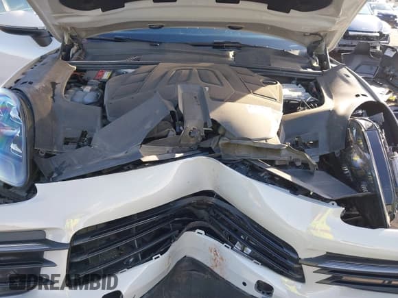 ✅ 2020 Porsche Cayenne • VIN: WP1AA2AY0LDA05728 • Lot: 41485296. Listed on IAAI with Not provided. Free auction sales archive from the USA and detailed vehicle history report at DreamBid. Image 10.