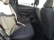 ✅ 2022 Hyundai Tucson SEL • VIN: 5NMJF3AE4NH062474 • Lot: 62978272. Wystawiony na Copart z przebiegiem Nie podano. Bezpłatny archiwum sprzedaży aukcyjnych z USA i szczegółowy raport historii pojazdu na DreamBid. Zdjęcie 6.