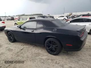 ✅ 2016 Dodge Challenger SXT Plus • VIN: 2C3CDZAG0GH250270 • Lot: 61299553. Wystawiony na Copart z przebiegiem 96 128 mil. Bezpłatny archiwum sprzedaży aukcyjnych z USA i szczegółowy raport historii pojazdu na DreamBid. Zdjęcie 2.