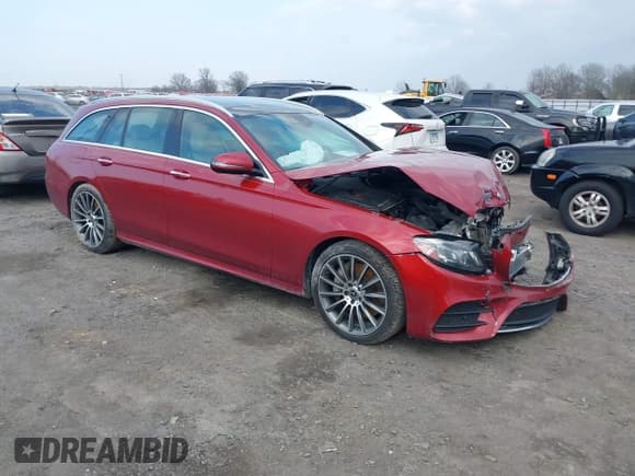 ✅ 2019 Mercedes-Benz E 450 • VIN: WDDZH6JB7KA654077 • Lot: 41511592. Listed on IAAI with 72,870 mi. Free auction sales archive from the USA and detailed vehicle history report at DreamBid. Image 1.