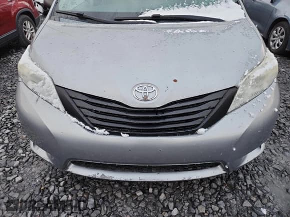✅ 2013 Toyota Sienna L • VIN: 5TDZK3DC1DS342759 • Lot: 91321215. Listed on Copart with Not provided. Free auction sales archive from the USA and detailed vehicle history report at DreamBid. Image 12.