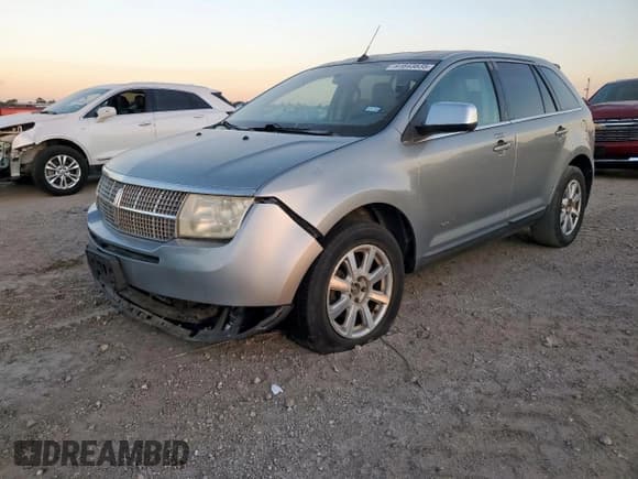 ✅ 2007 Lincoln MKX • VIN: 2LMDU68C67BJ21910 • Лот: 91643835. Опубликован ранее на Copart с пробегом 256 244 миль. Бесплатный доступ к архиву аукционных продаж из США и подробный отчёт об истории автомобиля на DreamBid. Изображение 1.