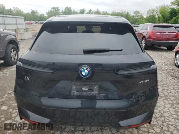 ✅ 2022 BMW iX xDrive50 • VIN: WB523CF09NCJ77124 • Лот: 55858975. Опубликован ранее на Copart с пробегом 22 453 миль. Бесплатный доступ к архиву аукционных продаж из США и подробный отчёт об истории автомобиля на DreamBid. Изображение 6.