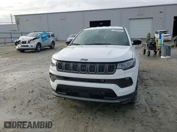 ✅ 2025 Jeep Compass Latitude • VIN: 3C4NJDBNXST527083 • Lot: 81988165. Listed on Copart with 5,312 mi. Free auction sales archive from the USA and detailed vehicle history report at DreamBid. Image 14.
