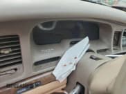 ✅ 1997 Lincoln Town Car Signature • VIN: 1LNLM82W0VY602693 • Lot: 93852125. Listed on Copart with Not provided. Free auction sales archive from the USA and detailed vehicle history report at DreamBid. Image 9.