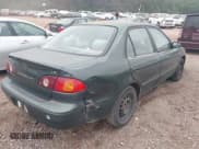 ✅ 2002 Toyota Corolla CE • VIN: 1NXBR12EX2Z564064 • Lot: 42896566. Wystawiony na IAAI z przebiegiem 230 621 mil. Bezpłatny archiwum sprzedaży aukcyjnych z USA i szczegółowy raport historii pojazdu na DreamBid. Zdjęcie 4.